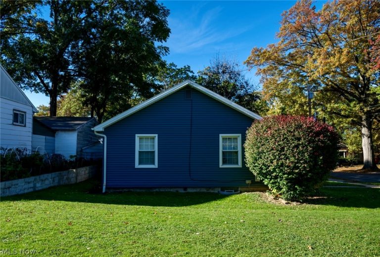 829 Lafayette Avenue, Niles, OH - Photo 4