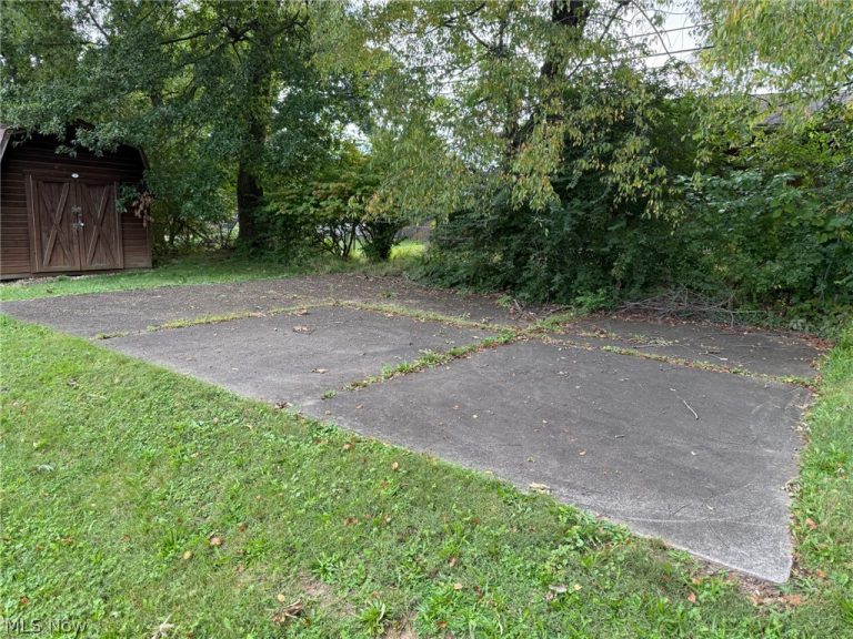 4911 Woodside Avenue, Canton, OH - Photo 5