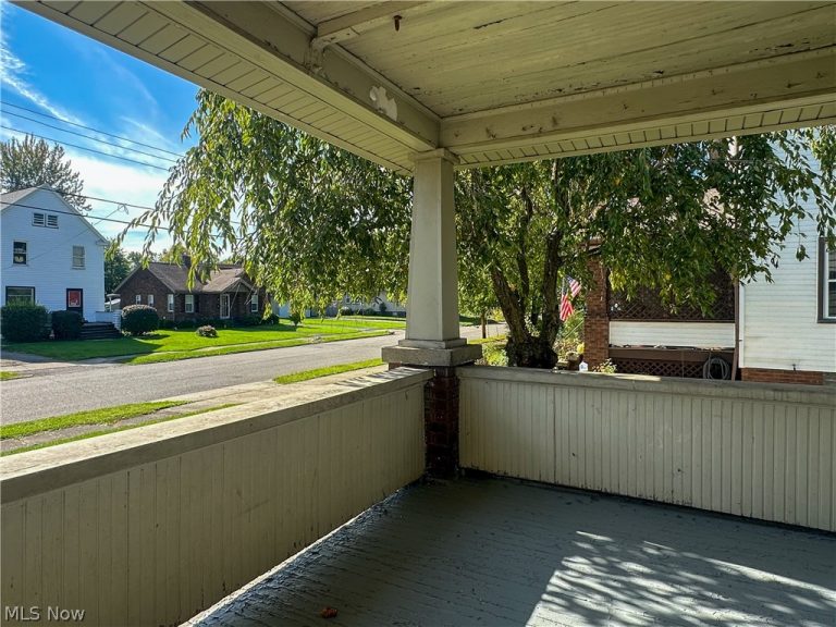 23 Helen Avenue, Niles, OH - Photo 3