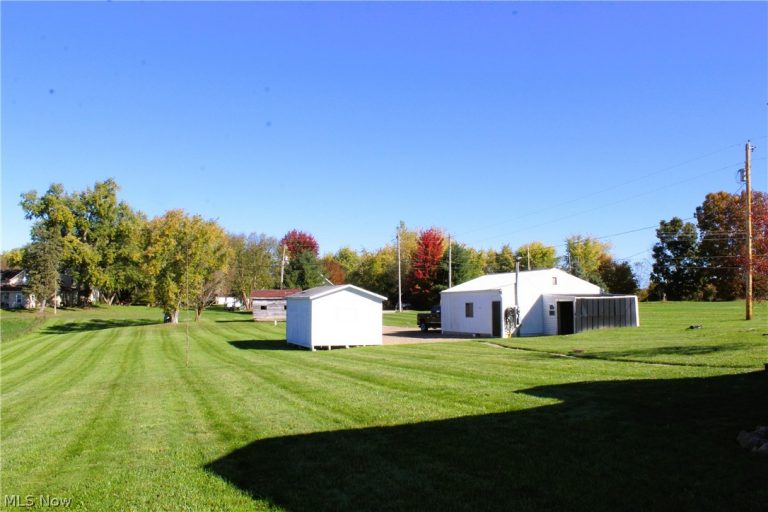 13654 Township Road 473, Lakeville, OH - Photo 8