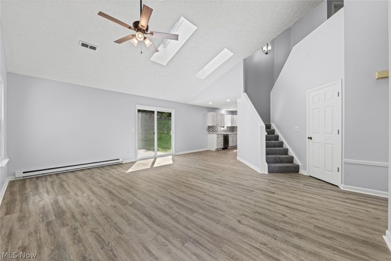 569 Hilltop Terrace, Tallmadge, OH - Photo 8