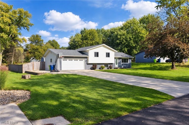 427 Brian Drive, Tallmadge, OH - Photo 5