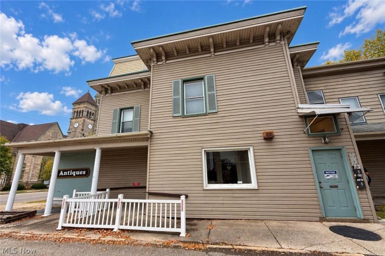 316 Lincoln Way, Massillon, OH - Photo 2