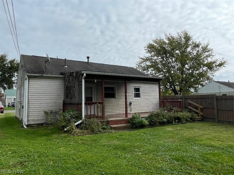 1933 Bollinger Avenue, Canton, OH - Photo 2