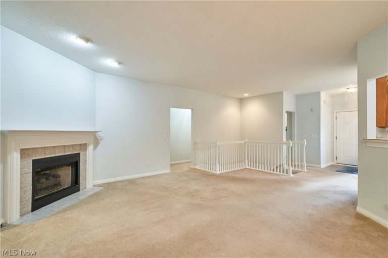 8688 Parkside Drive, Northfield, OH - Photo 5