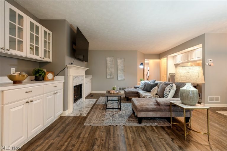 1855 Hamden Lane, Stow, OH - Photo 8