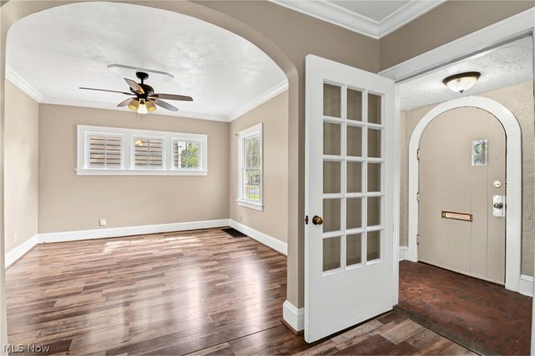 3967 Bluestone Road, Cleveland Heights, OH - Photo 6