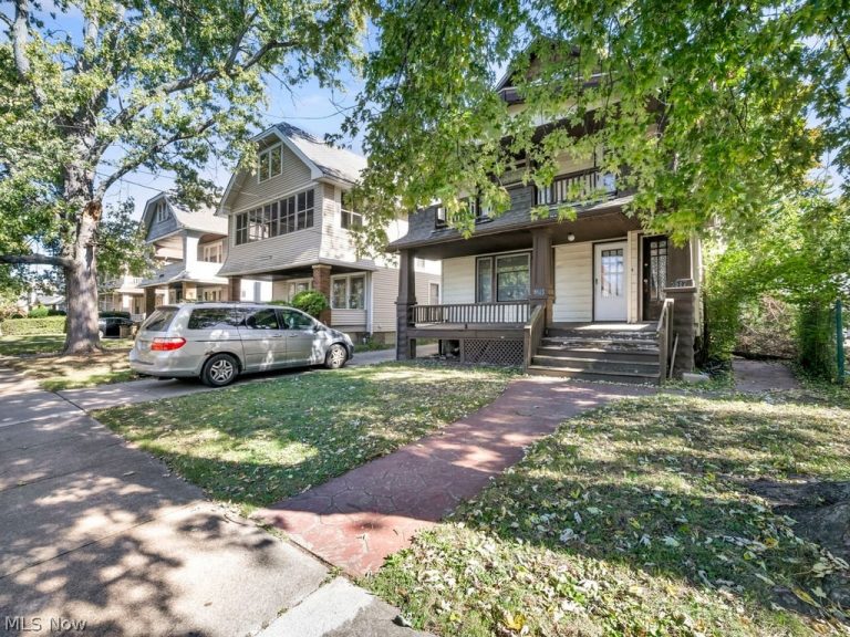 3515 100th Street, Cleveland, OH - Photo 3