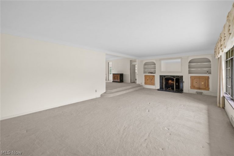 16236 Northvale Boulevard, East Cleveland, OH - Photo 4