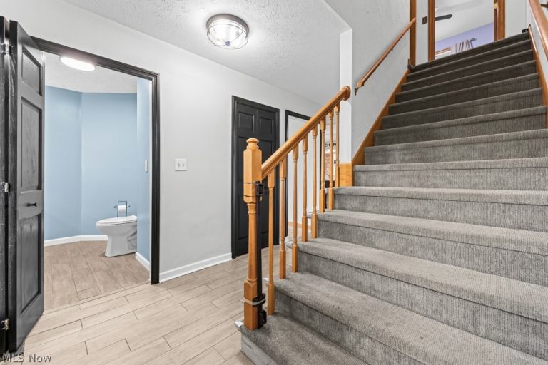 3852 Argonne Avenue, Mogadore, OH - Photo 5