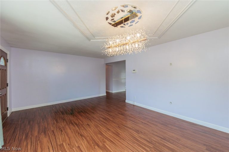 23537 David Drive, North Olmsted, OH - Photo 6