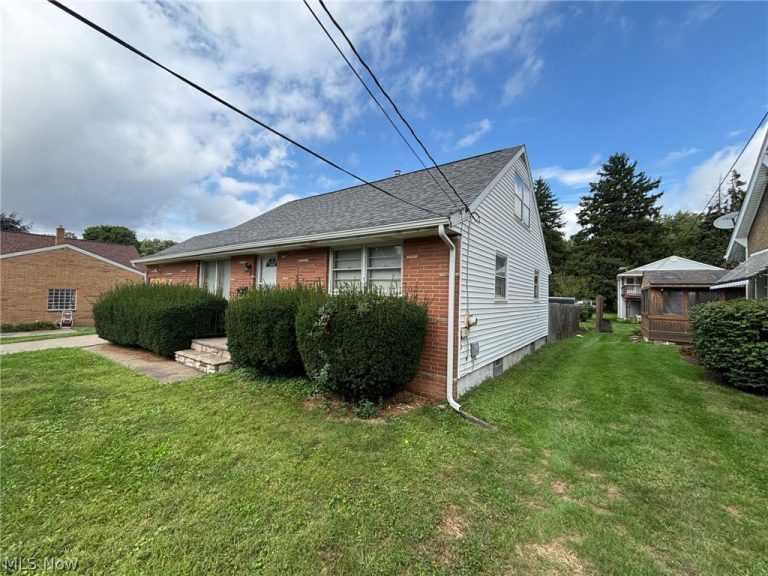3611 11th Street, Canton, OH - Photo 3