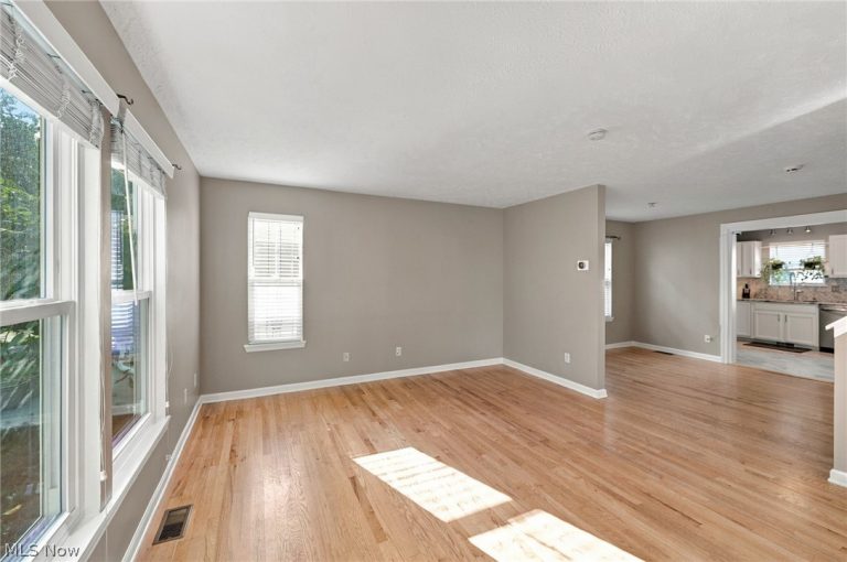 2472 5th Street, Cleveland, OH - Photo 6