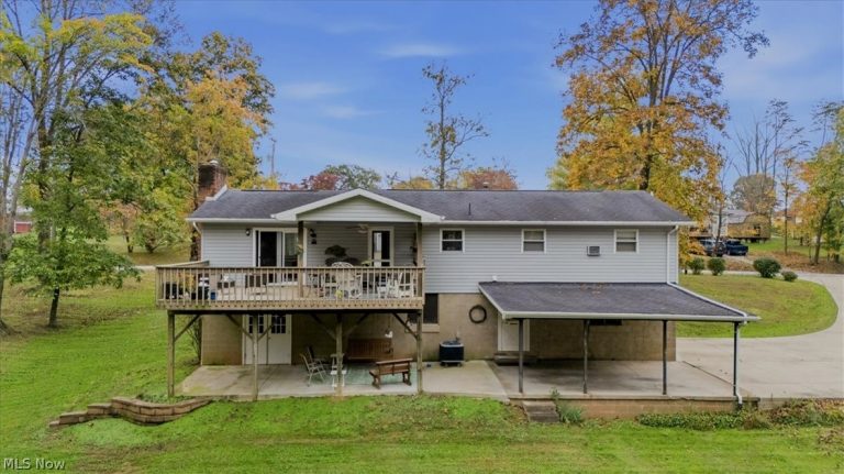 81 Pinecrest Drive, Washington, WV - Photo 4