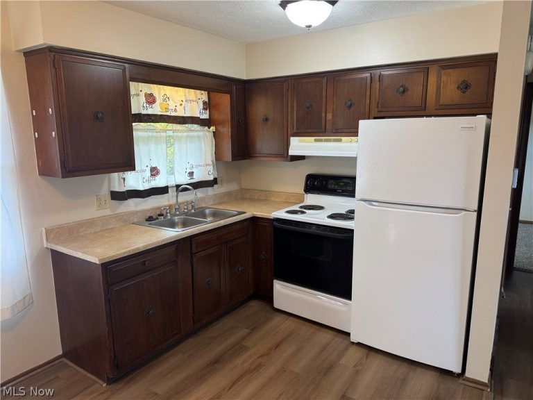 1645-1647 Normandy, Wooster, OH - Photo 4