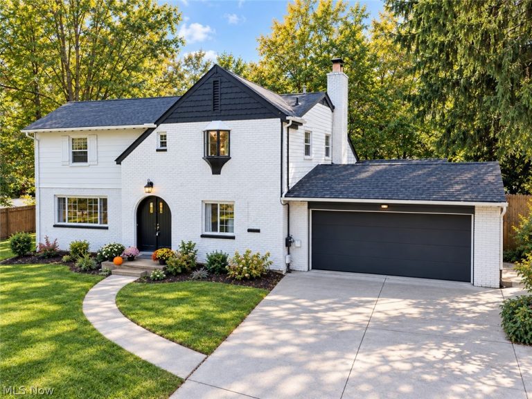 607 Castle Boulevard, Akron, OH, 44313