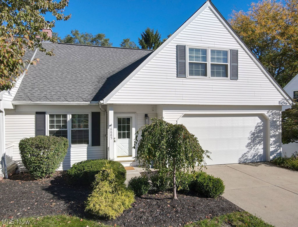 6885 Chaffee Court, Brecksville, OH