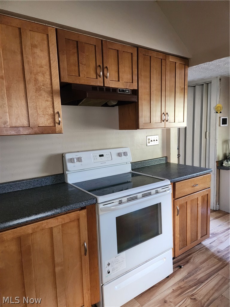 3323 Dellwood Road, Cleveland Heights, OH - Photo 8