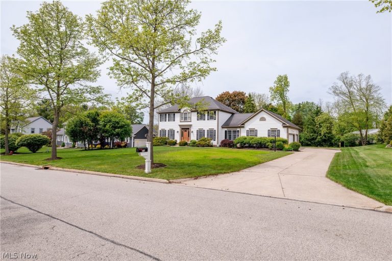 23 Brandywine Drive, Hudson, OH - Photo 3