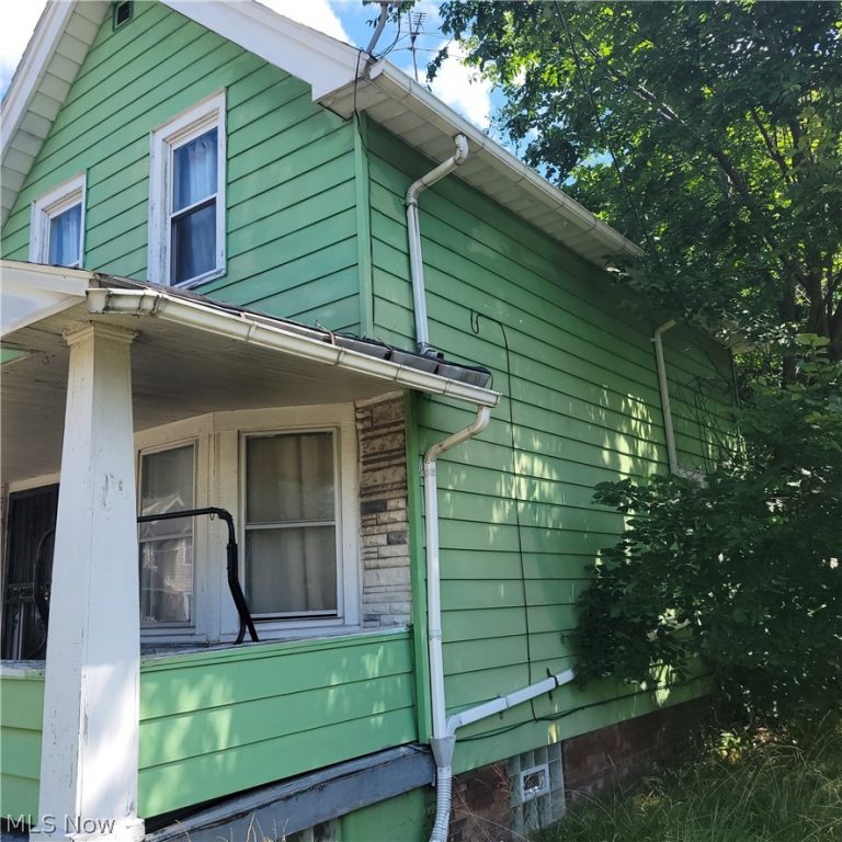 3641 104th Street, Cleveland, OH - Photo 2