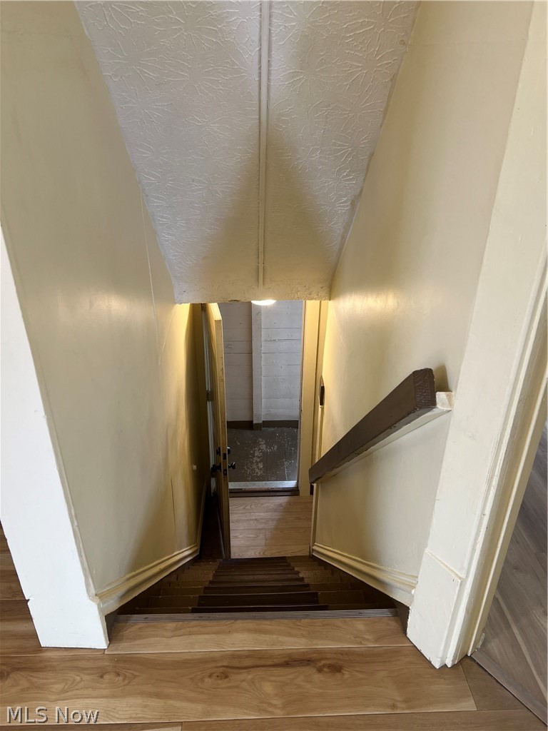 24 Elinor Avenue #2, Akron, OH - Photo 2