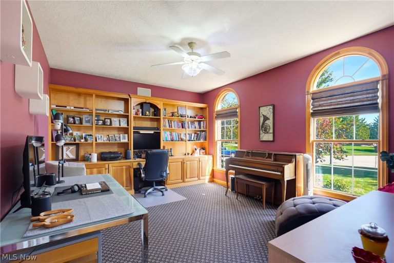 2918 Macduff Drive, North Canton, OH - Photo 8