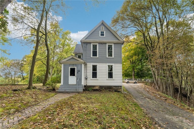 160 Valley Street, Akron, OH, 44303