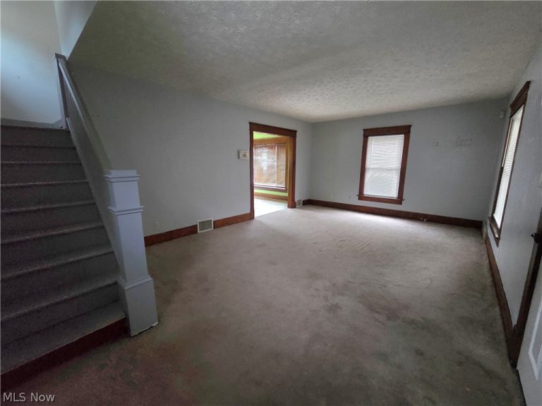 419 Myrtle Street, Ravenna, OH - Photo 4