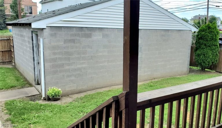 1407 Ridge Avenue, Steubenville, OH - Photo 5