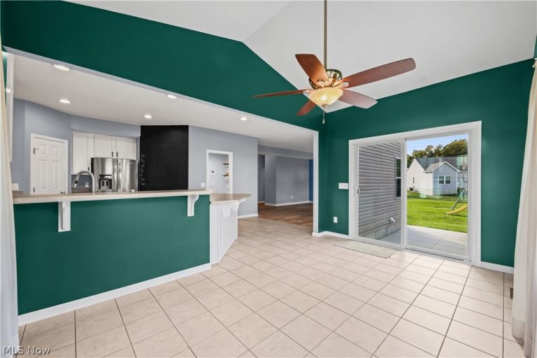 571 Eastglen Circle, Tallmadge, OH - Photo 6