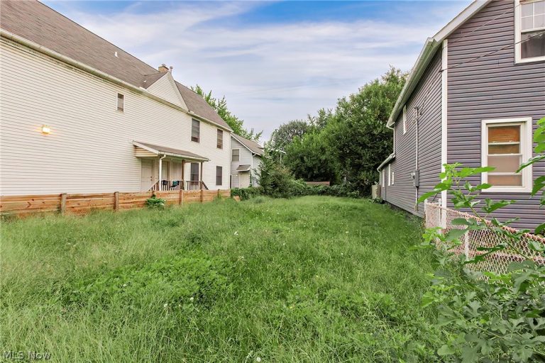 2345 7th Street, Cleveland, OH, 44113