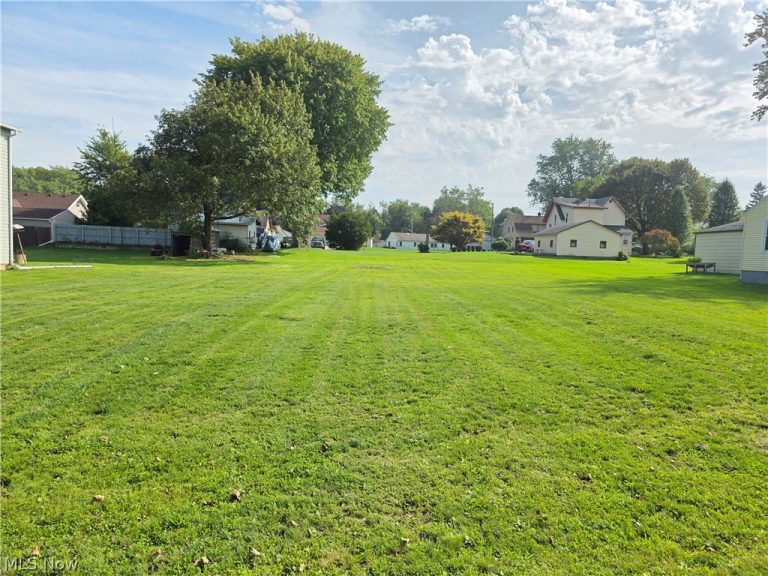 169 River Street, Conneaut, OH, 44030