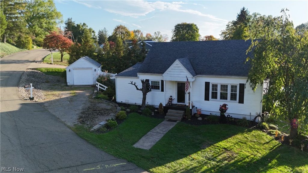 795 Concord Place, Coshocton, OH
