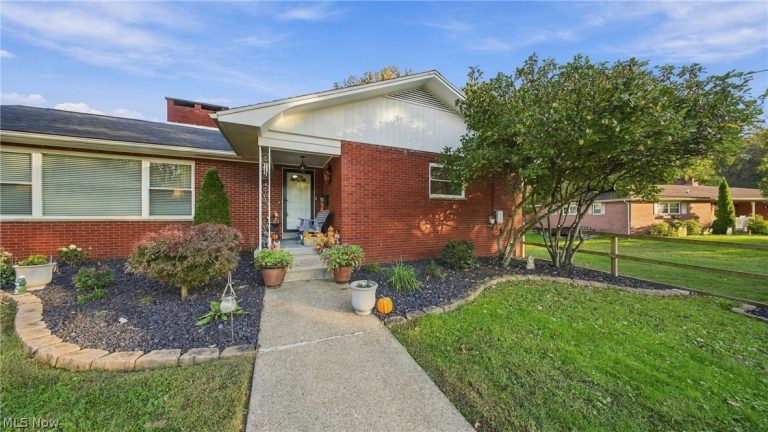 3304 Cadillac Drive, Parkersburg, WV - Photo 4
