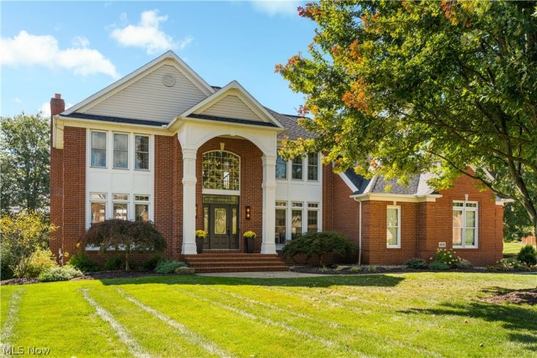 8630 Parsons Court Circle, Massillon, OH, 44646