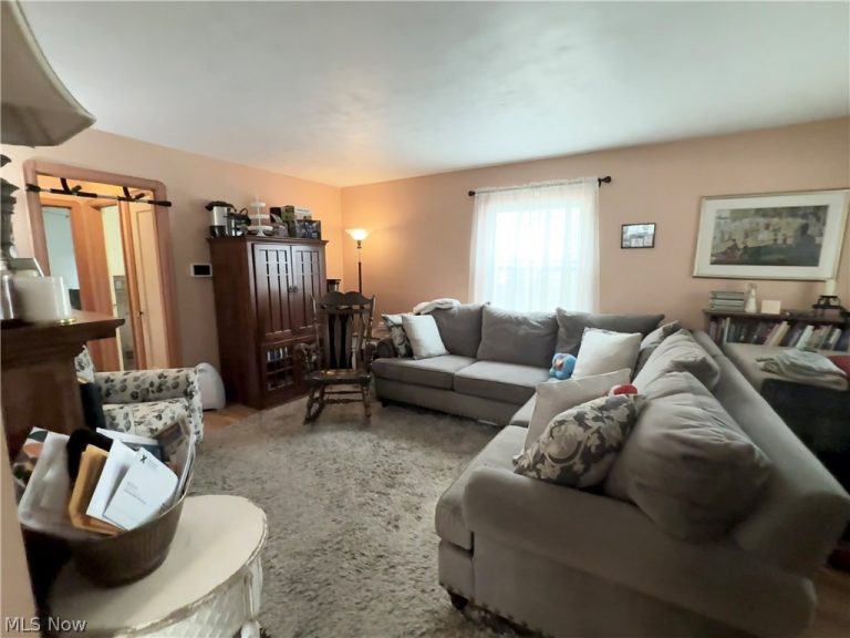 2308 Schell Avenue, Cleveland, OH - Photo 5