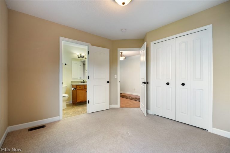 6617 Harness Circle, Canton, OH - Photo 5