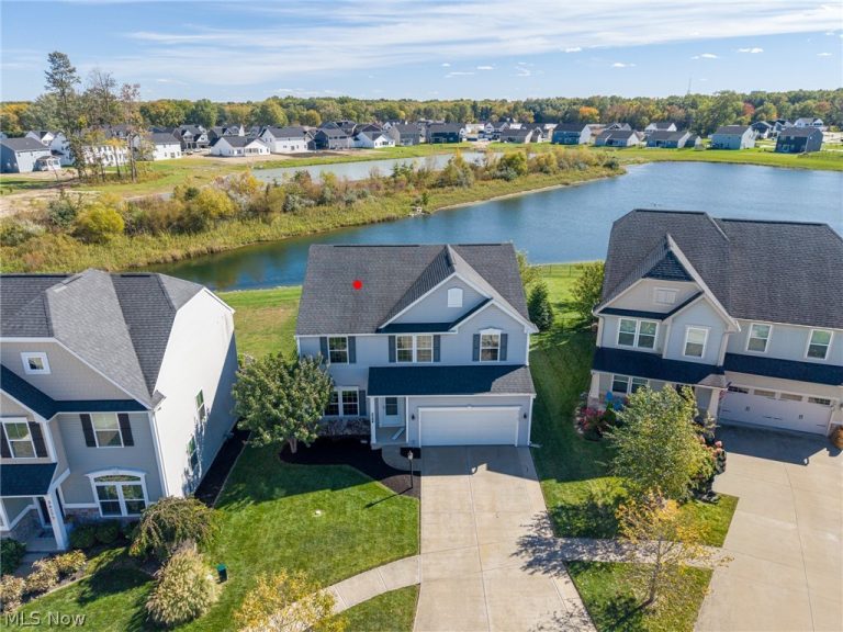 36183 Waterscape Court, North Ridgeville, OH, 44039
