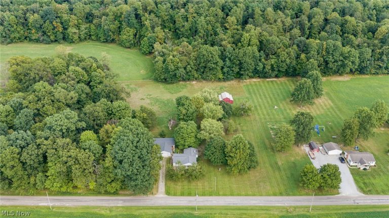 2748 West Lebanon Road, Dalton, OH, 44618