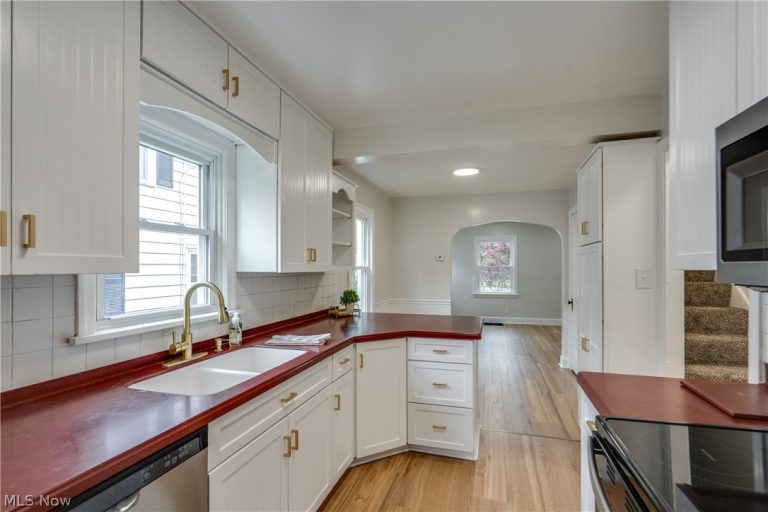 136 36th Street, Canton, OH - Photo 2