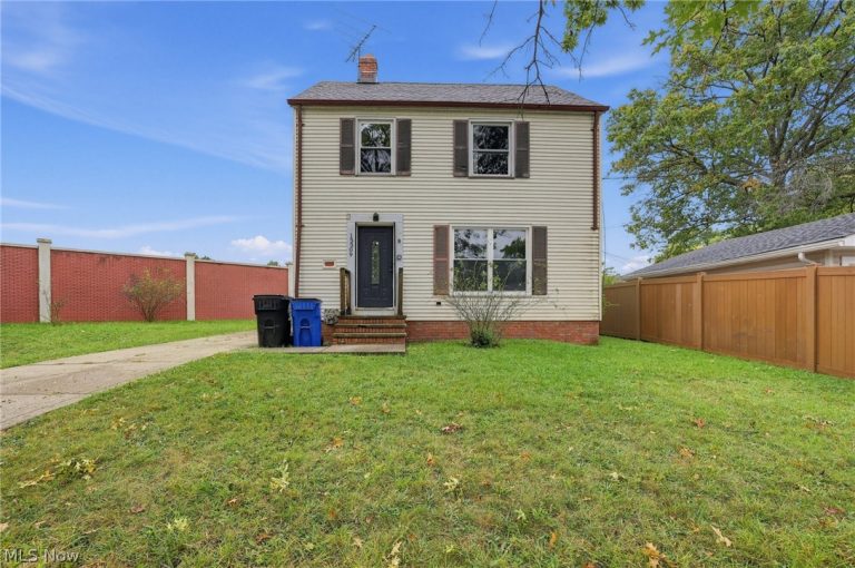 13309 Clifford Avenue, Cleveland, OH - Photo 2