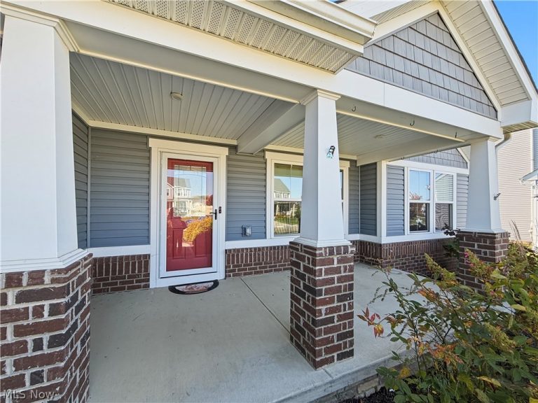 3204 Boettler Street, Canton, OH - Photo 2