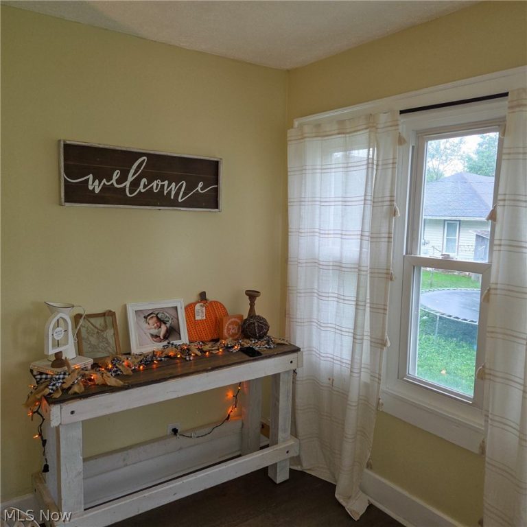 514 5th Street, Cambridge, OH - Photo 5