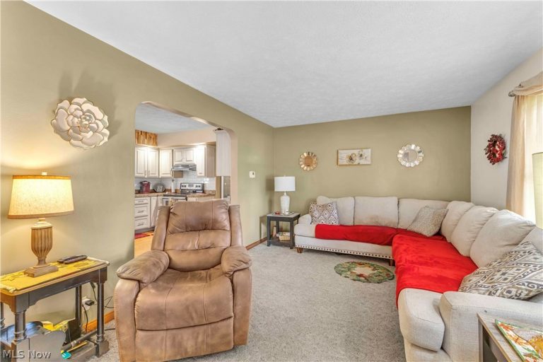 1732 Pleasant Valley Road, Girard, OH - Photo 6