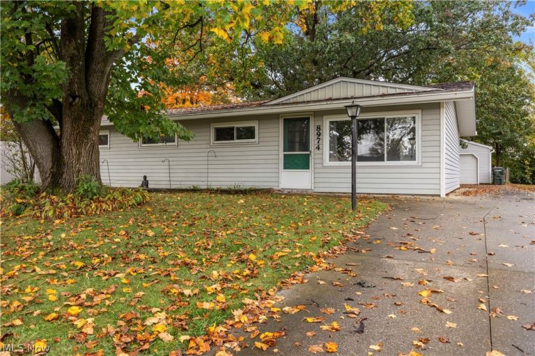 8974 Cambridge Drive, Northfield, OH, 44067