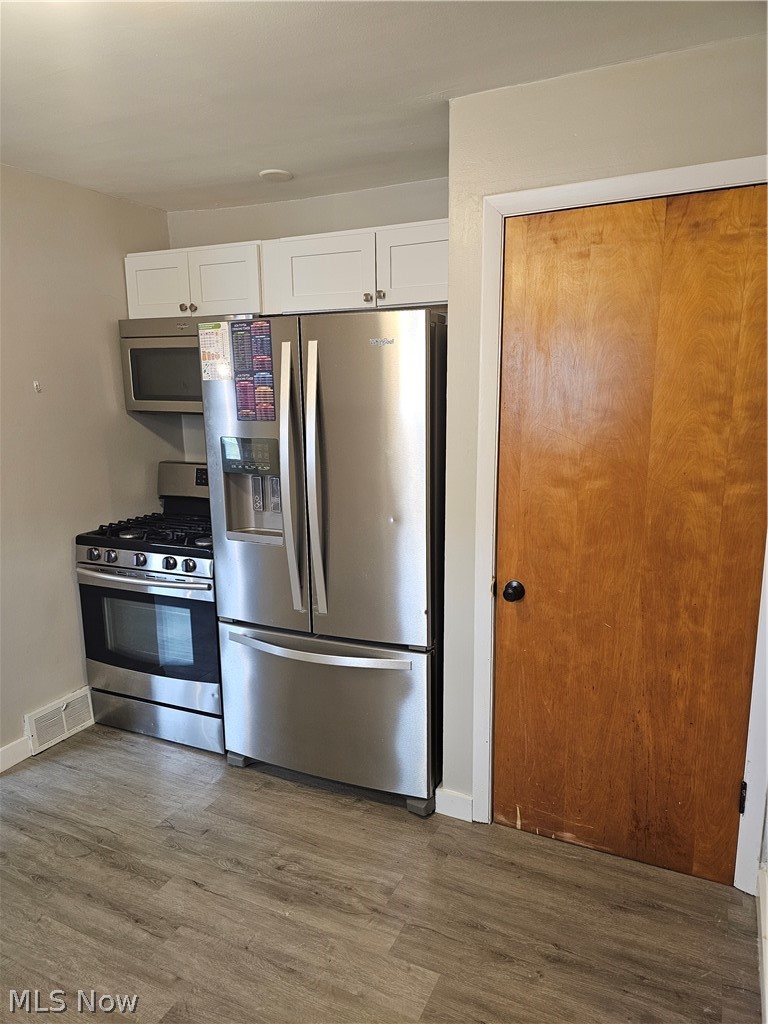 1198 Burkhardt Avenue, Akron, OH - Photo 6