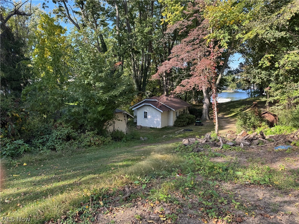 3995 Melton Avenue, Akron, OH