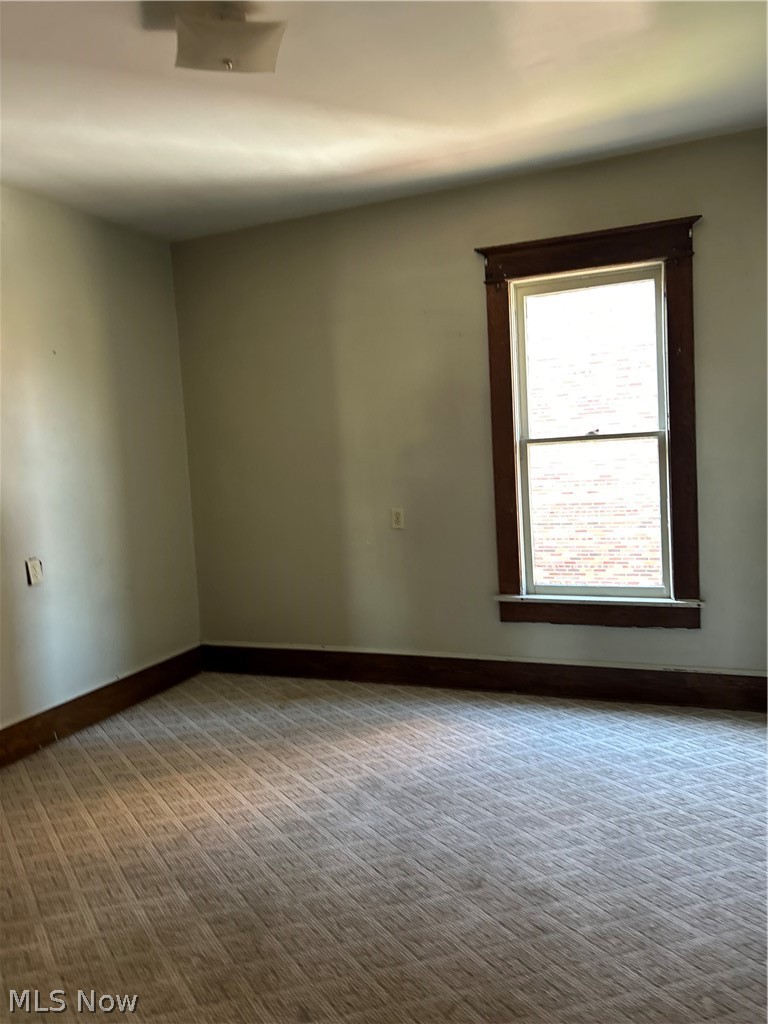 117 10th Street, Cambridge, OH - Photo 2