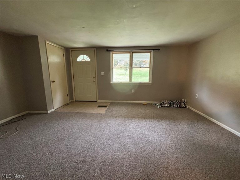 152 Sebring Drive, New Cumberland, WV - Photo 3