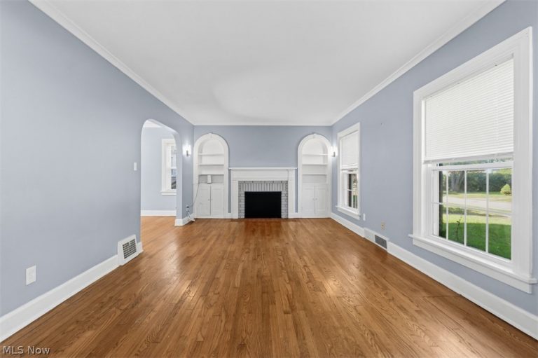 3408 Thorne Road, Cleveland Heights, OH - Photo 5